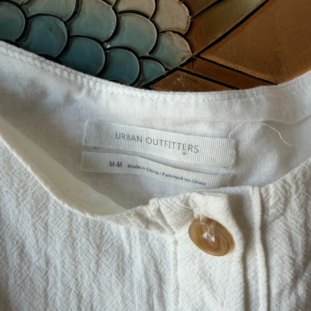 Urban Outfitters Maria White Puff Sleeve Button Front Midi Dress - Size M - Picture 4 of 6